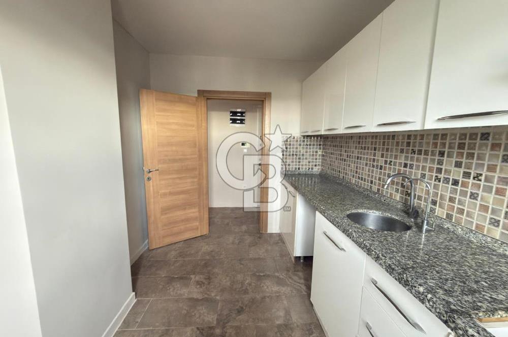 SANCAKTEPE YENİDOĞAN MERKEZ'DE ÖNÜ KAPANMAZ TERASLI SATILIK 4+1