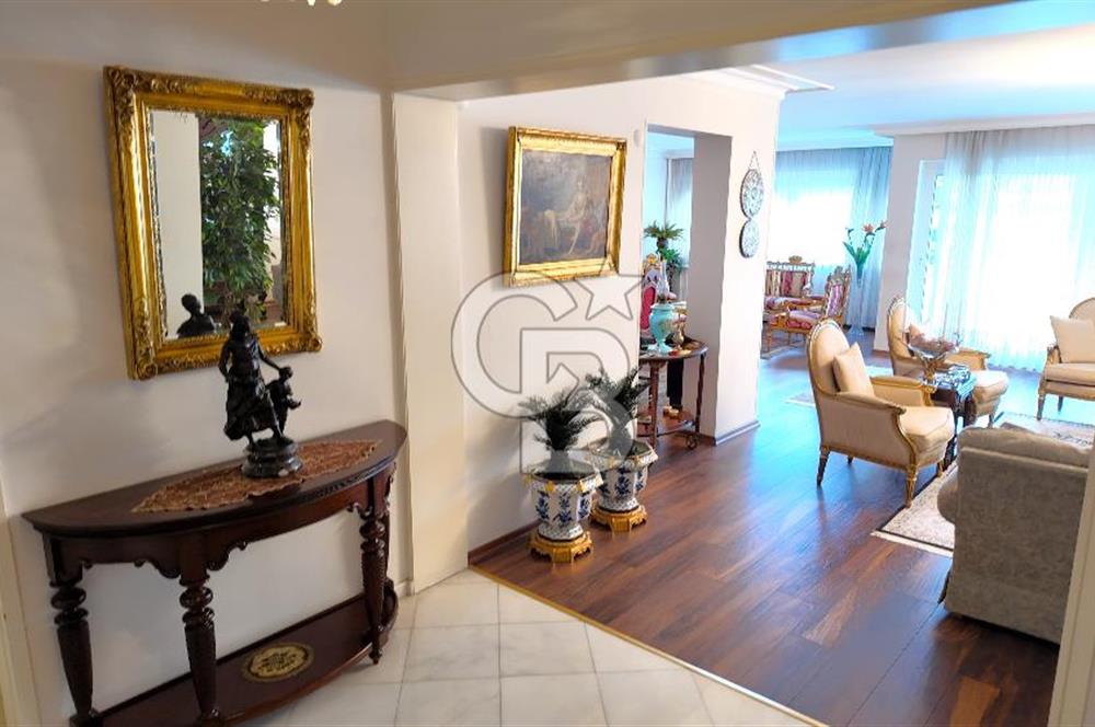 GÜZELYALI SAHİLDE FULL DENİZ MANZARALI SATILIK YALI DAİRESİ