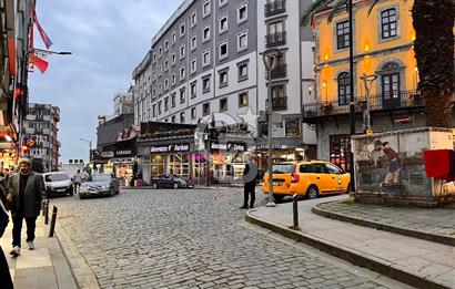 TRABZON MEYDANDA KİRALIK MERKEZİ KONUMDA DÜKKAN