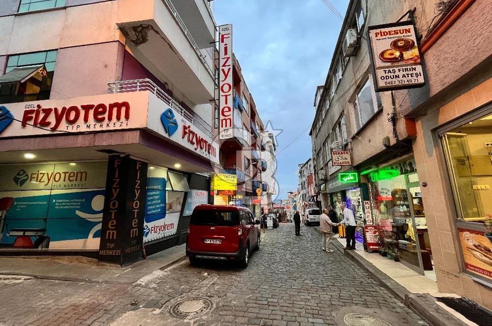 TRABZON MEYDANDA KİRALIK MERKEZİ KONUMDA DÜKKAN