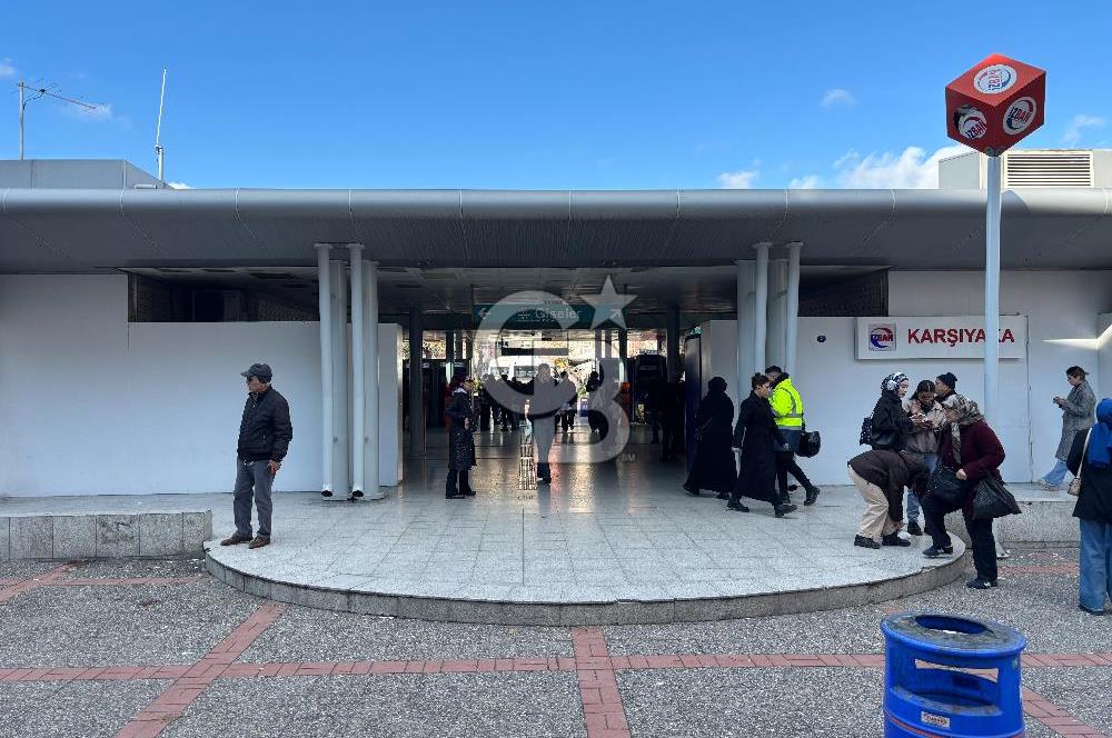 Karşıyaka Donanmacı Mahallesi'nde Projeden Satılık 2+1 Daire