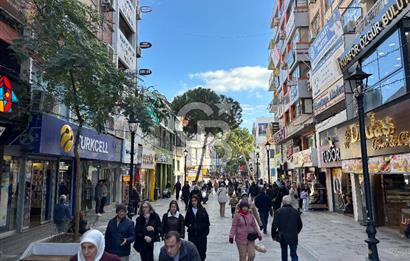 Karşıyaka Donanmacı Mahallesi'nde Projeden Satılık 2+1 Daire