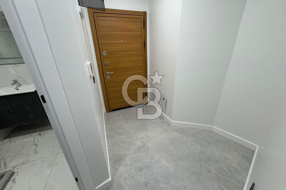 Maltepe Feyzullah Mah. Minibüs Cad Üzeri Satılık Sıfır 2+1 Daire