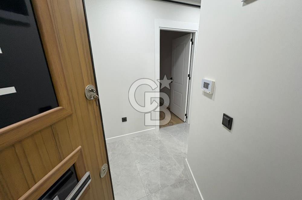 Maltepe Feyzullah Mah. Minibüs Cad Üzeri Satılık Sıfır 2+1 Daire