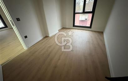 Maltepe Feyzullah Mah. Minibüs Cad Üzeri Satılık Sıfır 2+1 Daire