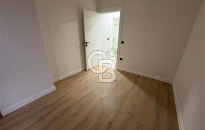 Maltepe Feyzullah Mah. Minibüs Cad Üzeri Satılık Sıfır 2+1 Daire