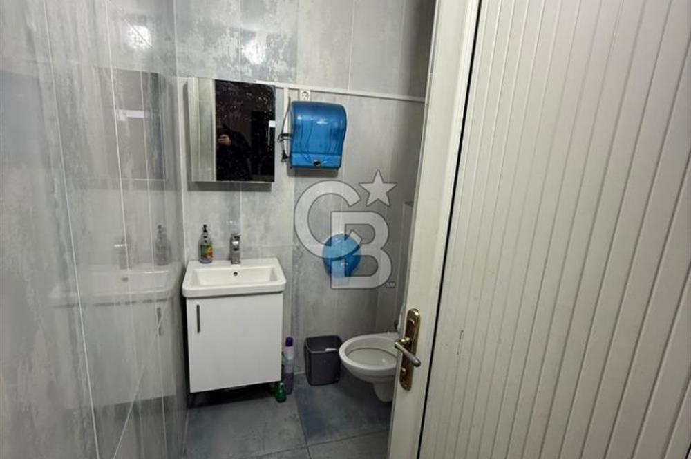 KAYIŞDAĞI CD. ÜZERİNDE PRESTİJLİ BİNADA EŞYALI KİRALIK OFİS