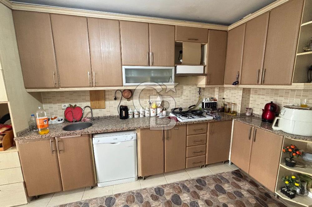 Buca Kozağaç Meydan Cadde Üzeri 3+1 Geniş Daire