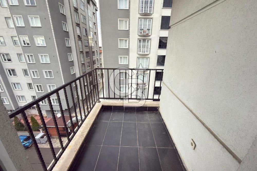 SANCAKTEPE YENİDOĞAN MERKEZ'DE ÖNÜ KAPANMAZ TERASLI SATILIK 4+1