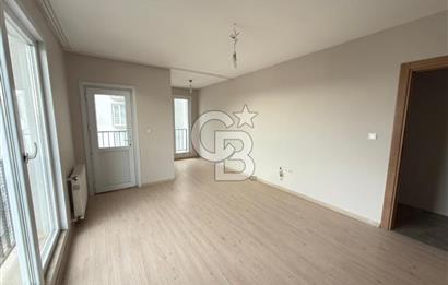 SANCAKTEPE YENİDOĞAN MERKEZ'DE ÖNÜ KAPANMAZ TERASLI SATILIK 4+1