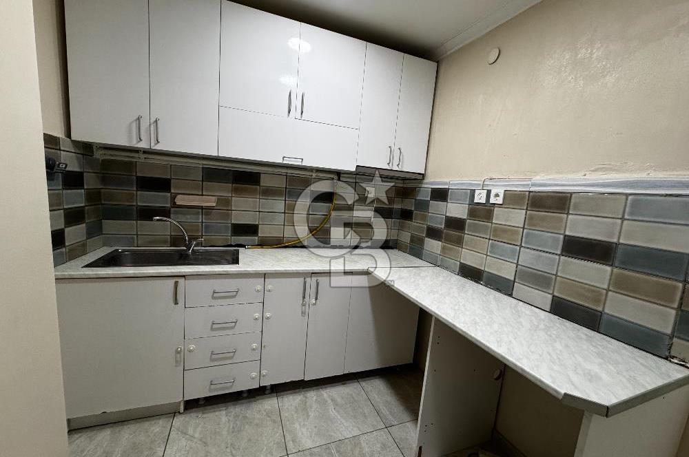 Kağıthane Ortabayır Carrefoursa ÜST Katında Kiralık 2+1 Daire