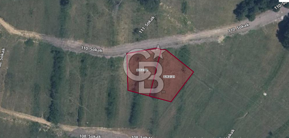 KÖRFEZ YARIMCA'DA KONUT İMARLI 742 M2 SATILIK ARSA
