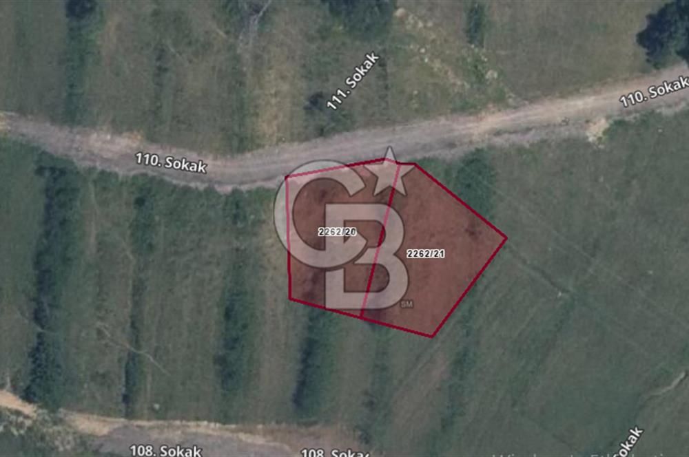 KÖRFEZ YARIMCA'DA KONUT İMARLI 742 M2 SATILIK ARSA