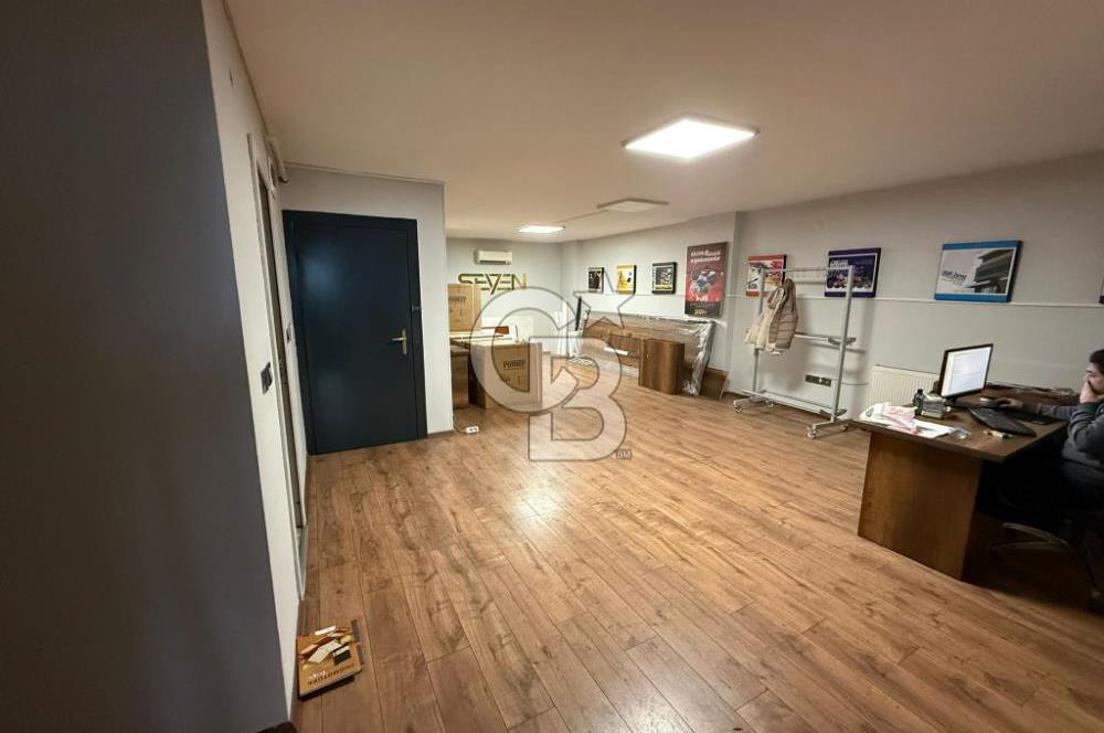 KAYIŞDAĞI CD. ÜZERİNDE PRESTİJLİ BİNADA EŞYALI KİRALIK OFİS