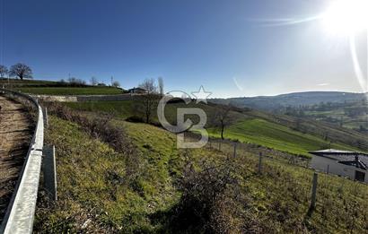 CB ATLAS'TAN KANDIRA AHMETHACILAR'DA YOLA CEPHE 614 m2 ARAZİ