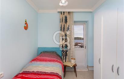 Yenifoça Cumhuriyet Mah. Satılık 4+1 Tripleks Villa