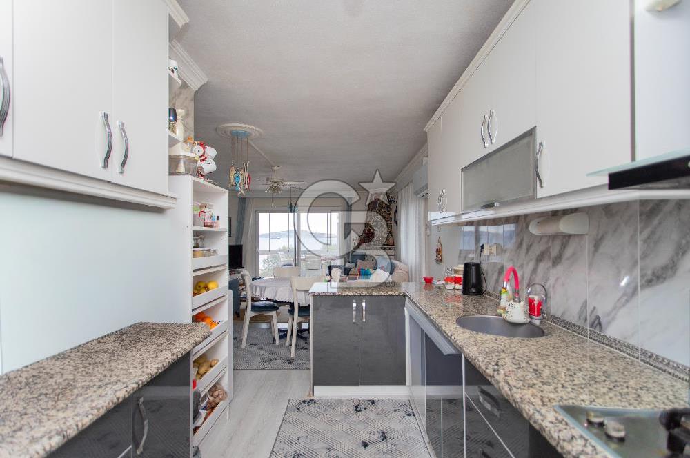 Yenifoça Cumhuriyet Mah. Satılık 4+1 Tripleks Villa