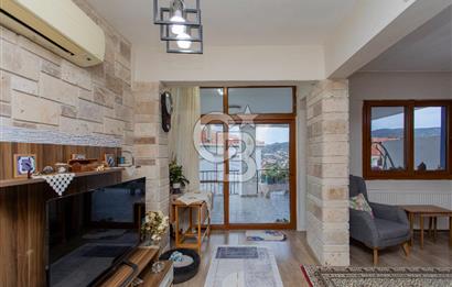 Foça Atatürk Mah. Satılık 3+1 Deniz Manzaralı Dublex