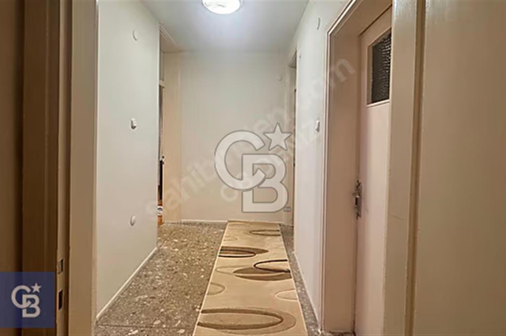 KARŞIYAKA KİLİSE SOK. DENİZE 200 METRE 4+1 GENİŞ DAİRE