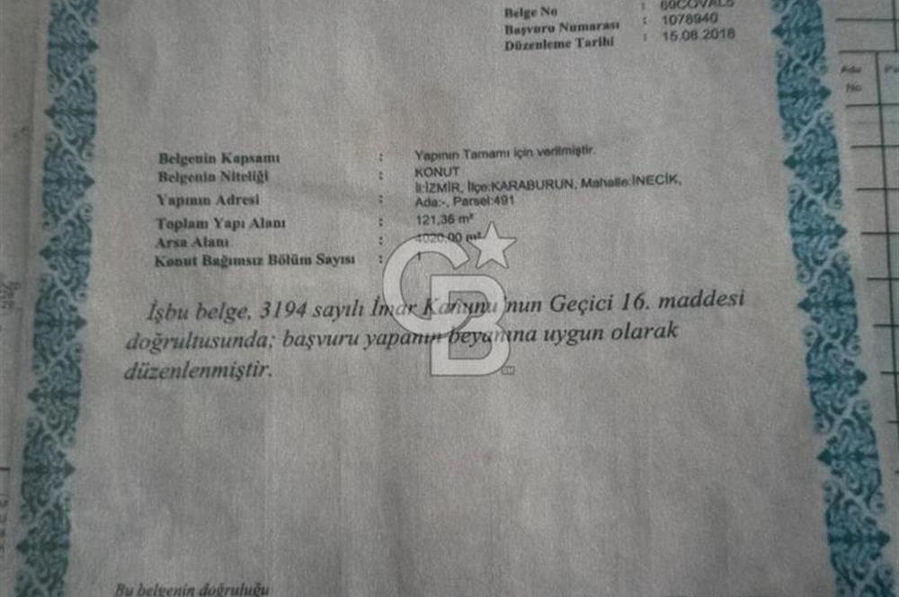 Karaburun İnecik'te İçerisinde 4+1 Müstakil Villa Bulunan Arazi