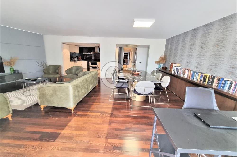 KARŞIYAKA SAHİLDE 4+1 MUHTEŞEM YALI DAİRESİ SATILIK.......