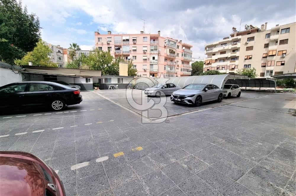 KARŞIYAKA SAHİLDE 4+1 MUHTEŞEM YALI DAİRESİ SATILIK.......