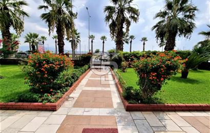 KARŞIYAKA SAHİLDE 4+1 MUHTEŞEM YALI DAİRESİ SATILIK.......