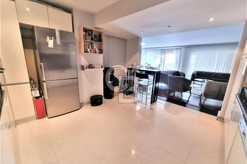 KARŞIYAKA SAHİLDE 4+1 MUHTEŞEM YALI DAİRESİ SATILIK.......