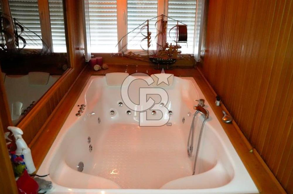 Büyükdere'de 180 m2 Net | Lüks 4+1 | Akıllı Ev | Jakuzili