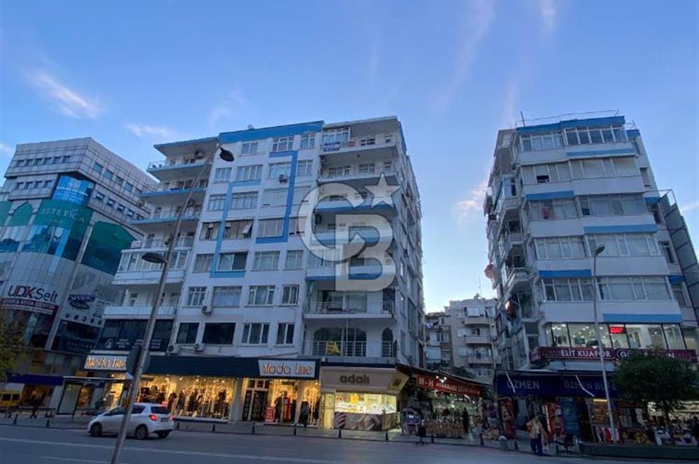 GÜLLÜK CADDESİNDE DENİZ MANZARALI 3+1 SATILIK DAİRE