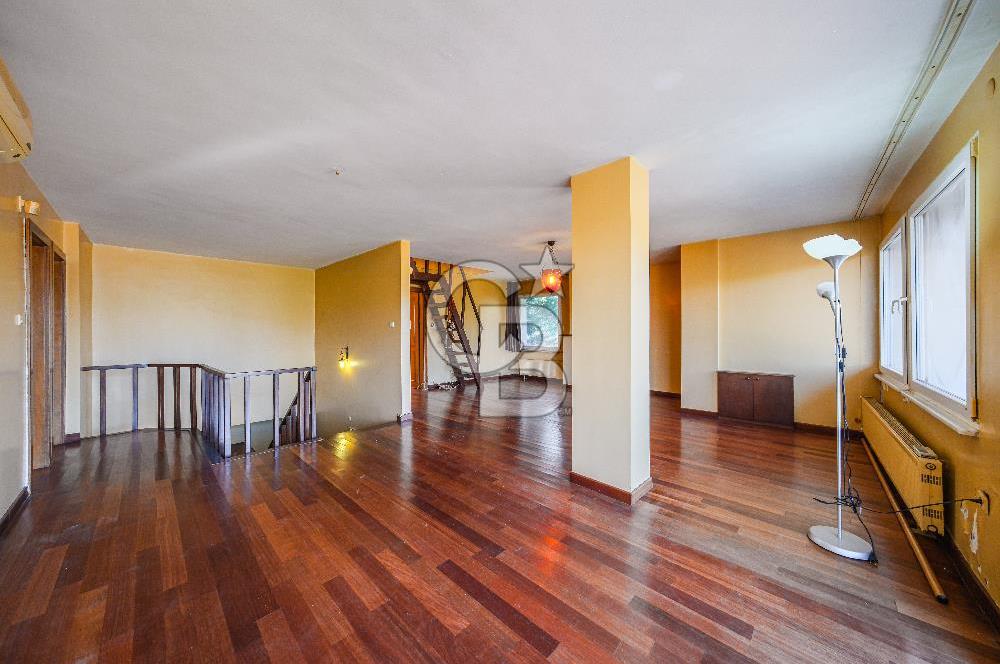 Sarıyer Yeni Dostlar Sitesi Orman Manzaralı Müstakil Villa