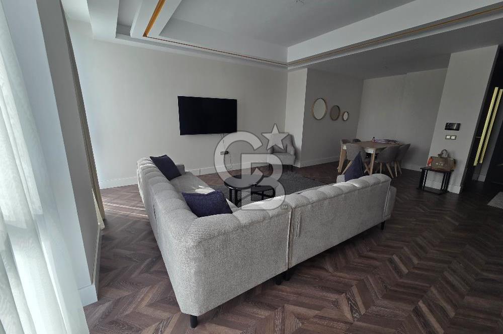 KARTEPE ZERAY ESİL'DE SATILIK BÜYÜK TİP 2+1 ÇATI DUBLEKS DAİRE