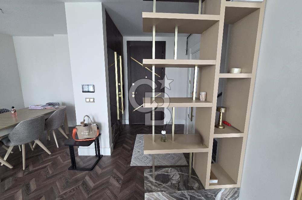 KARTEPE ZERAY ESİL'DE SATILIK BÜYÜK TİP 2+1 ÇATI DUBLEKS DAİRE