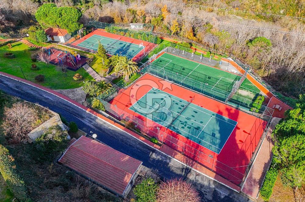 Sarıyer Yeni Dostlar Sitesi Orman Manzaralı Müstakil Villa