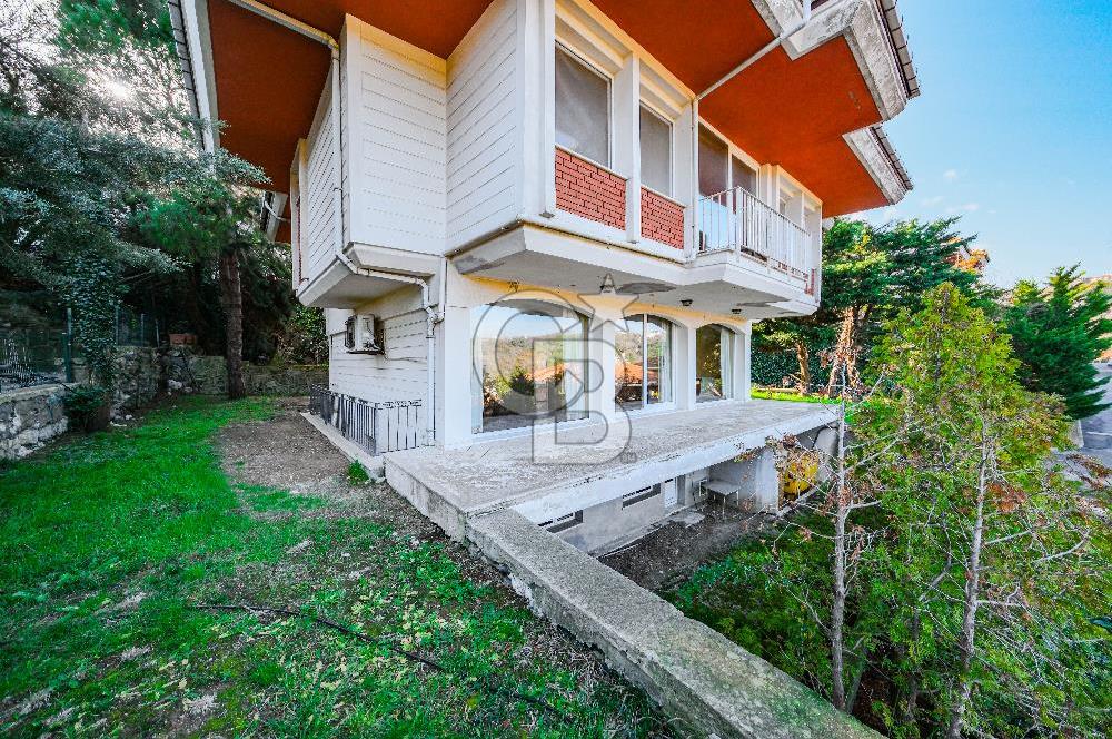 Sarıyer Yeni Dostlar Sitesi Orman Manzaralı Müstakil Villa