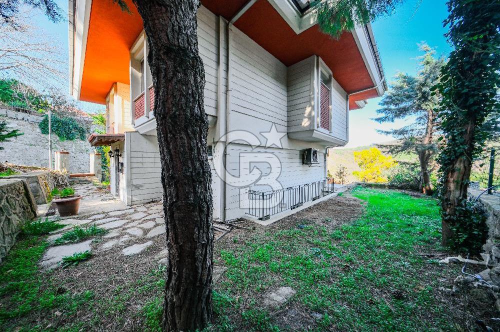 Sarıyer Yeni Dostlar Sitesi Orman Manzaralı Müstakil Villa