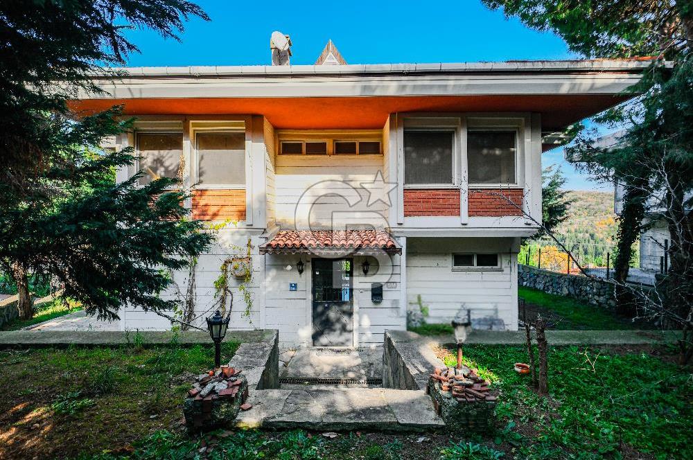 Sarıyer Yeni Dostlar Sitesi Orman Manzaralı Müstakil Villa