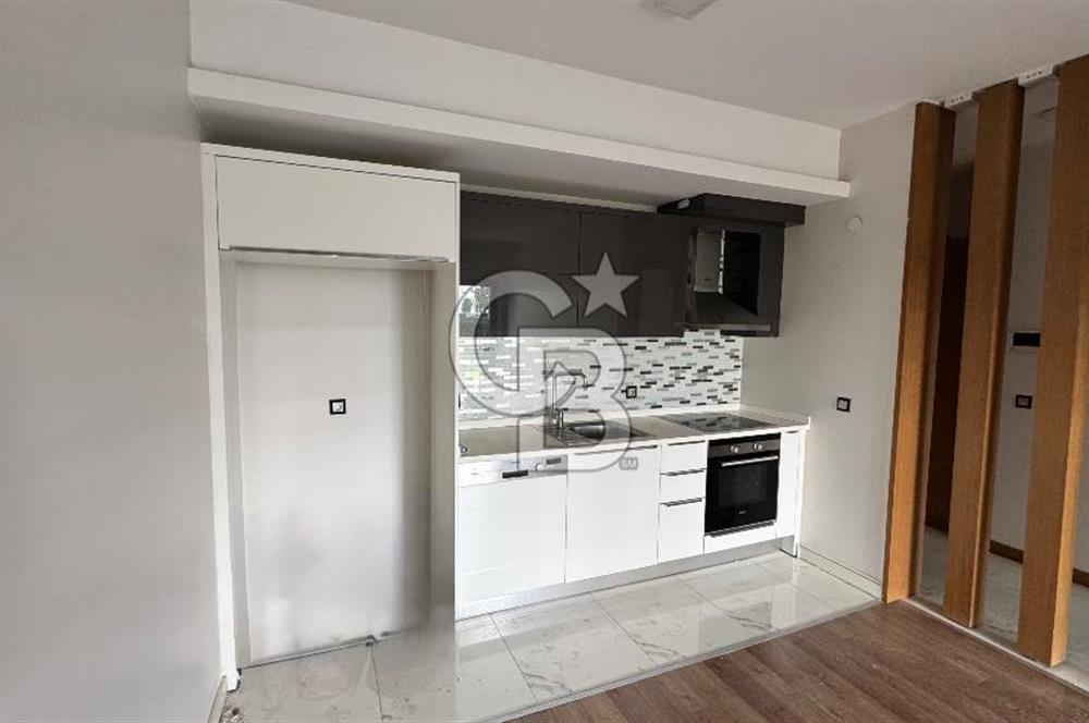 Park Yaşam Ataşehir Sitesinde Bahçeli Havuz Cephe 1+1 Kiralık Daire 