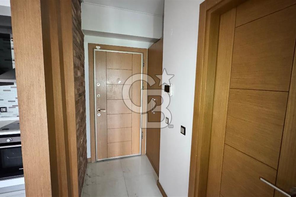 Park Yaşam Ataşehir Sitesinde Bahçeli Havuz Cephe 1+1 Kiralık Daire 