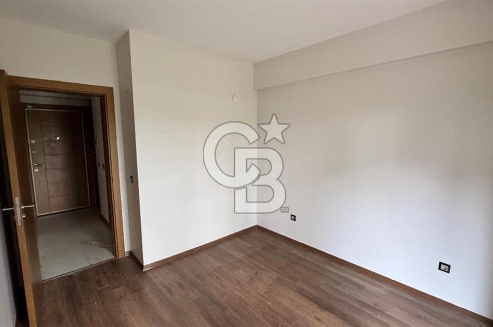 Park Yaşam Ataşehir Sitesinde Bahçeli Havuz Cephe 1+1 Kiralık Daire 