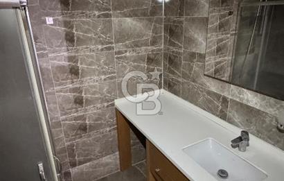 Park Yaşam Ataşehir Sitesinde Bahçeli Havuz Cephe 1+1 Kiralık Daire 