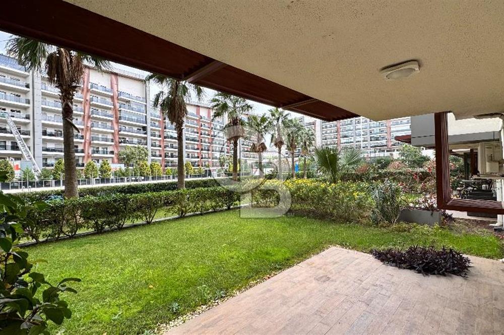 Park Yaşam Ataşehir Sitesinde Bahçeli Havuz Cephe 1+1 Kiralık Daire 