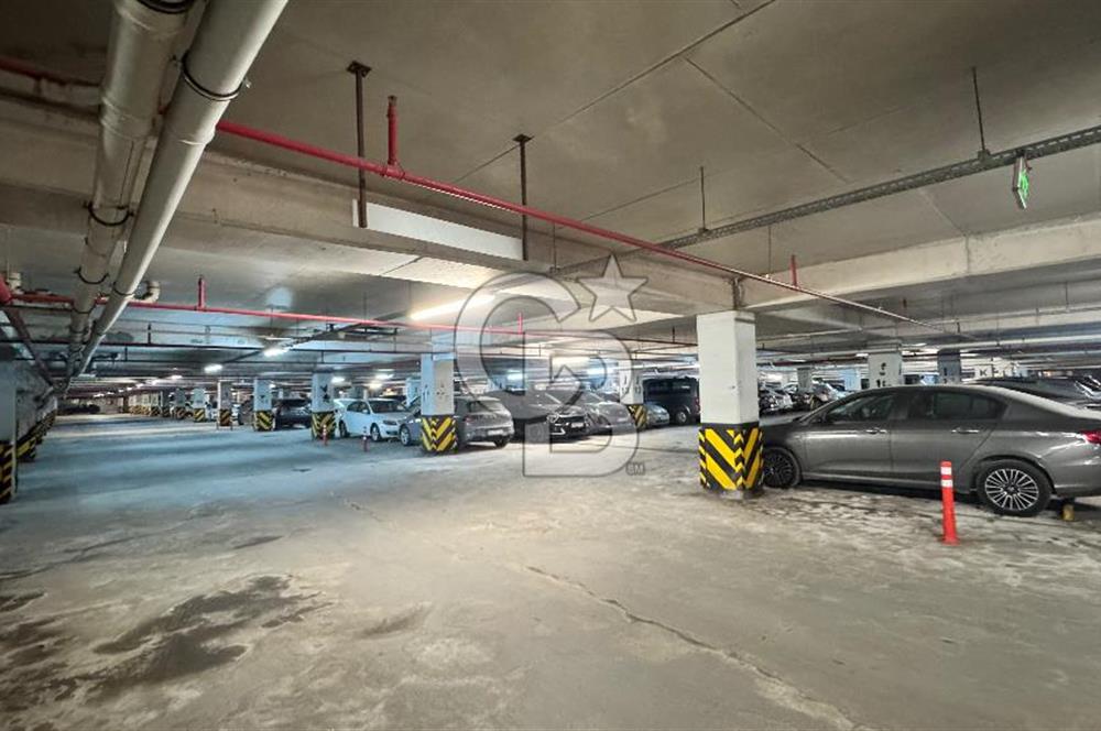 Park Yaşam Ataşehir Sitesinde Bahçeli Havuz Cephe 1+1 Kiralık Daire 