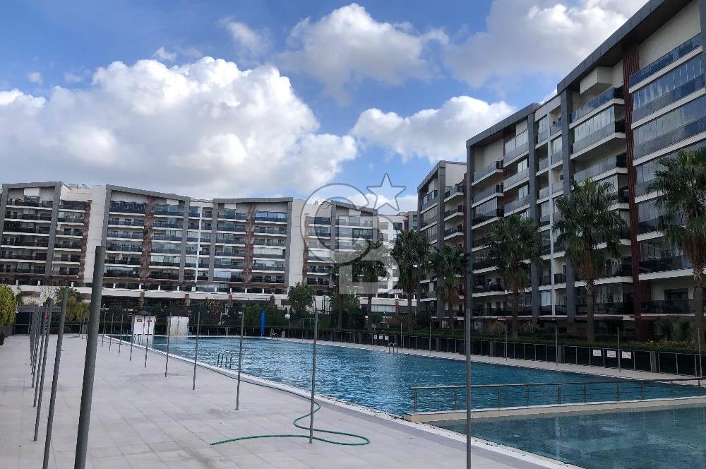 Park Yaşam Ataşehir Sitesinde Bahçeli Havuz Cephe 1+1 Kiralık Daire 