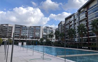 Park Yaşam Ataşehir Sitesinde Bahçeli Havuz Cephe 1+1 Kiralık Daire 