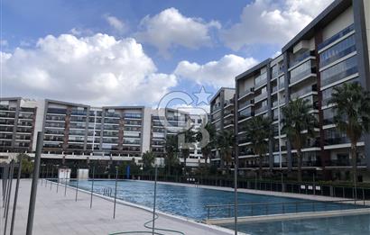 Park Yaşam Ataşehir Sitesinde Bahçeli Havuz Cephe 1+1 Kiralık Daire 