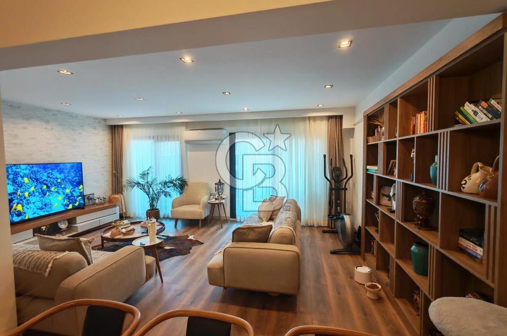 İzev Moon Bornova'da Bahçe Dubleks Havuz Cepheli Satılık Daire