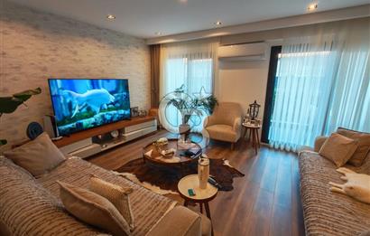 İzev Moon Bornova'da Bahçe Dubleks Havuz Cepheli Satılık Daire