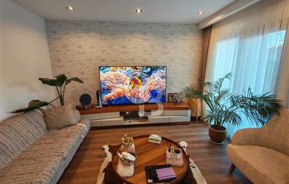 İzev Moon Bornova'da Bahçe Dubleks Havuz Cepheli Satılık Daire