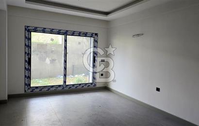 Urla Merkezde Satılık Özel Bahçeli 1+1 Sıfır Daire